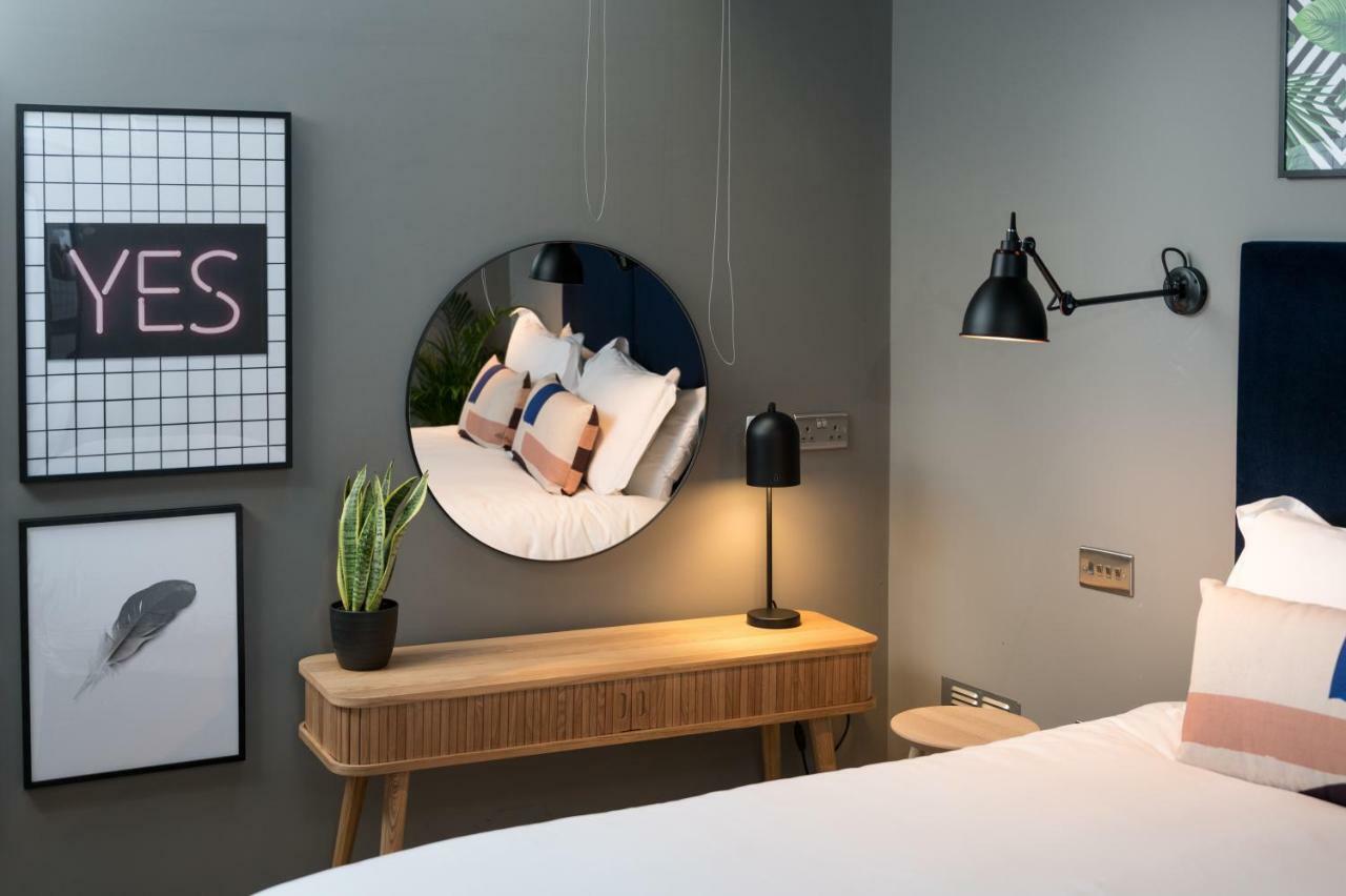 Hiding Space - Trim Street Apartments Bath Extérieur photo