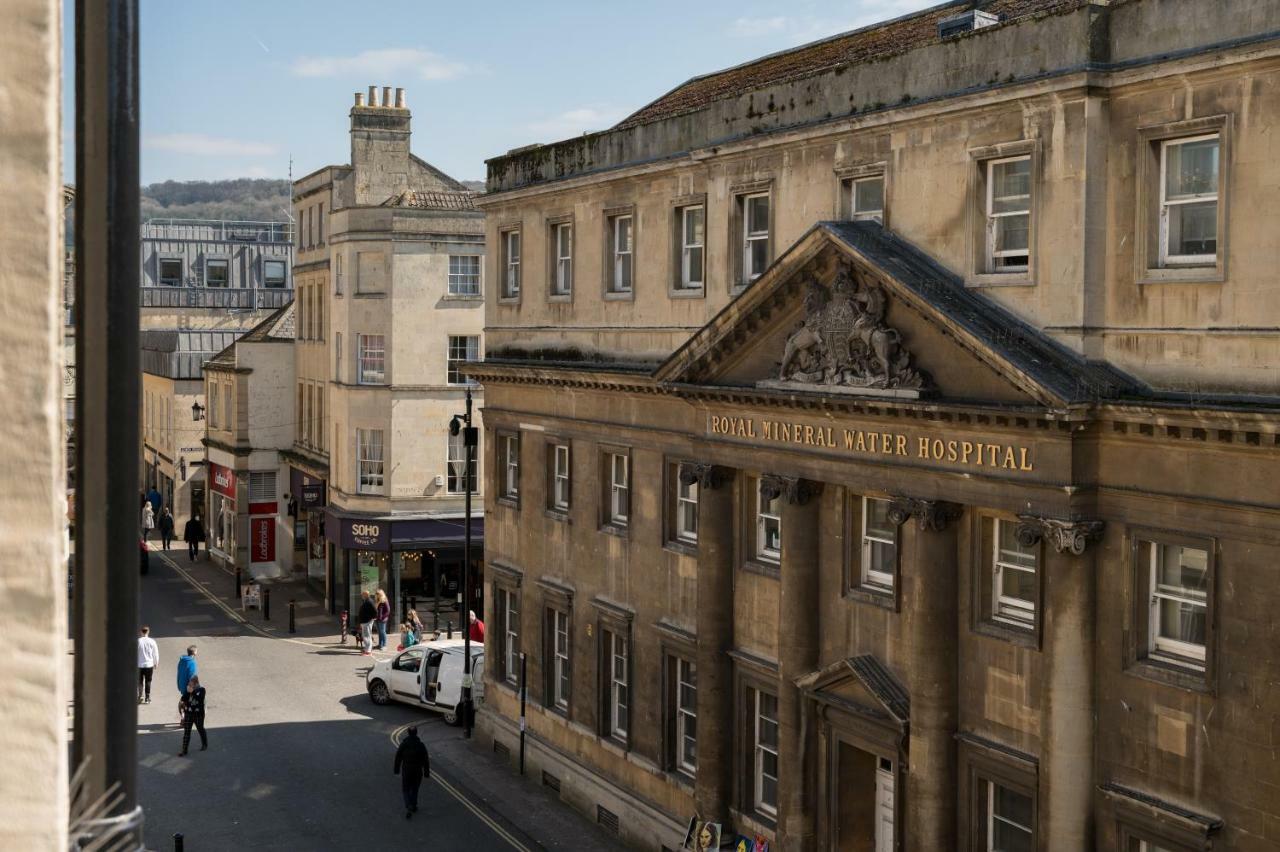 Hiding Space - Trim Street Apartments Bath Extérieur photo