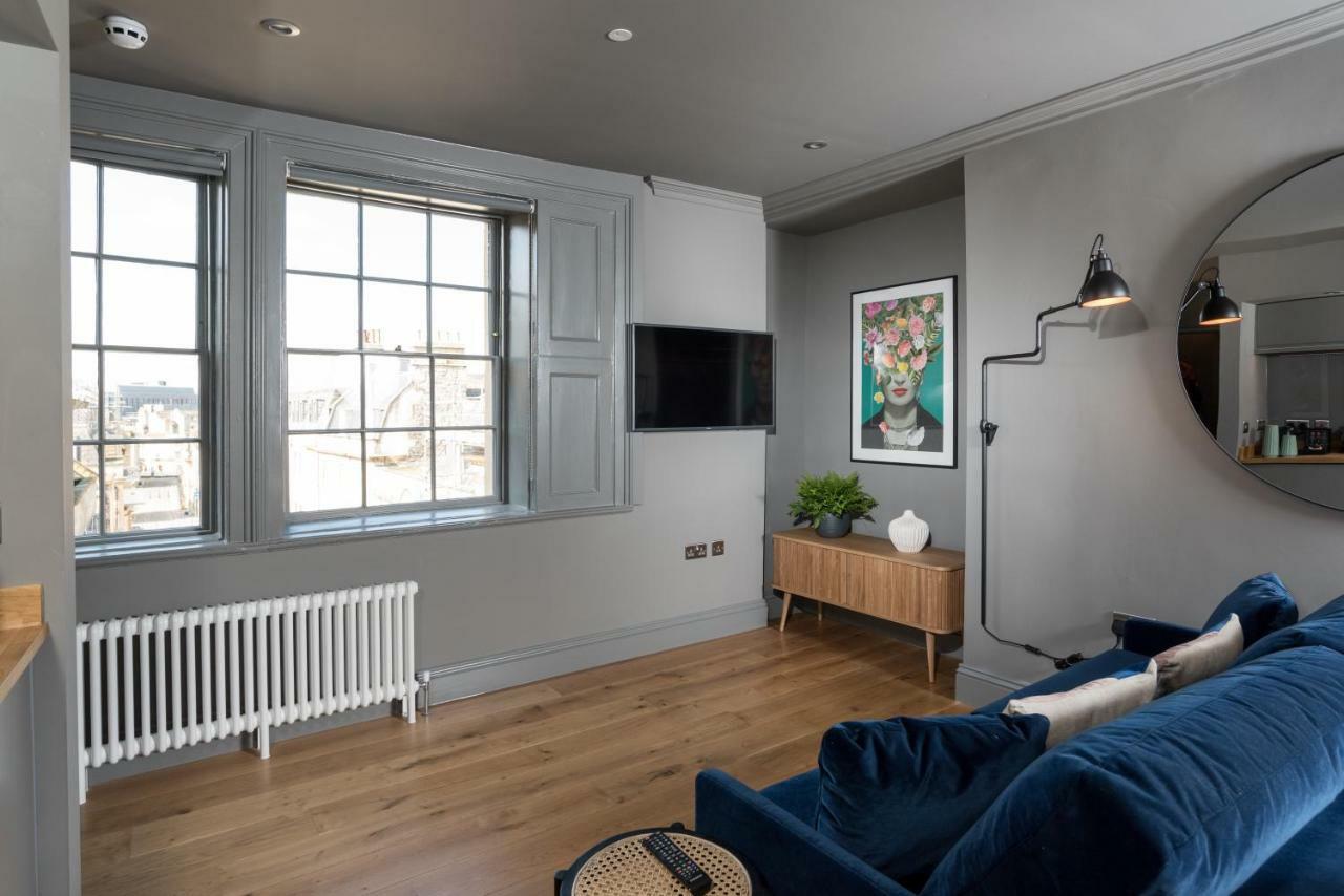 Hiding Space - Trim Street Apartments Bath Extérieur photo