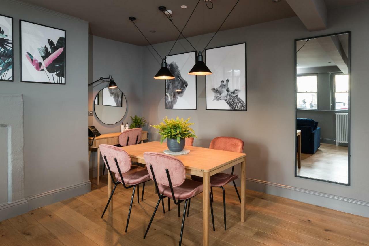 Hiding Space - Trim Street Apartments Bath Extérieur photo