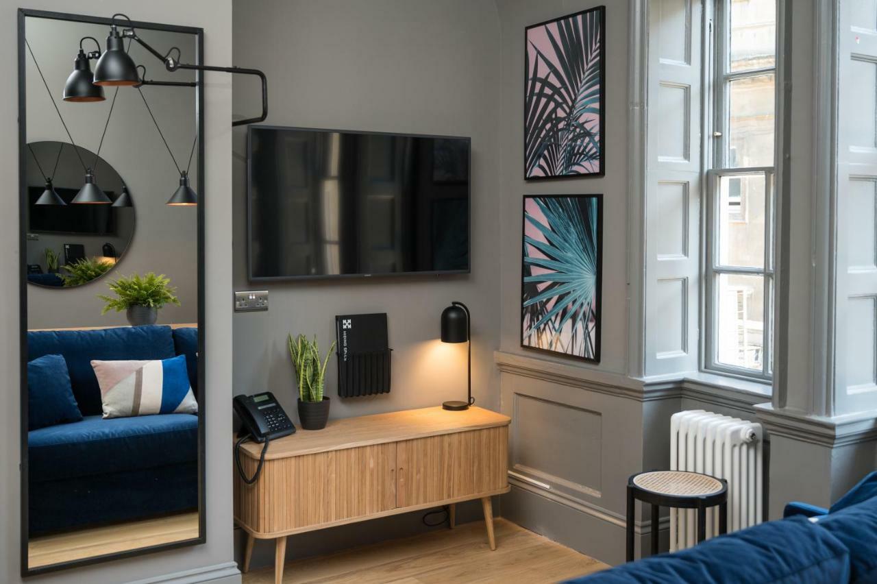 Hiding Space - Trim Street Apartments Bath Extérieur photo
