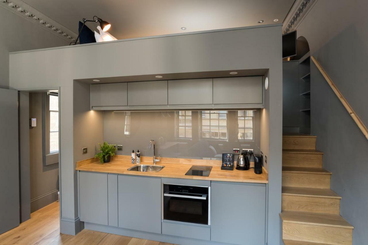 Hiding Space - Trim Street Apartments Bath Extérieur photo