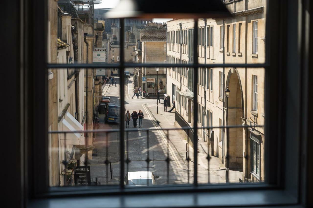 Hiding Space - Trim Street Apartments Bath Extérieur photo