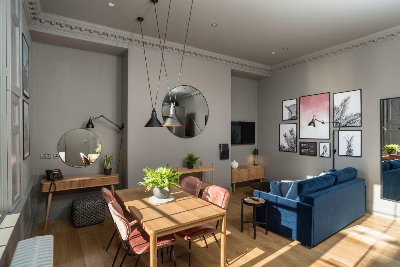Hiding Space - Trim Street Apartments Bath Extérieur photo